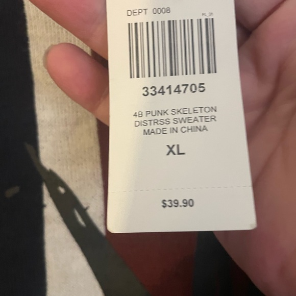 Social Collision Distressed Sweater Xl - Picture 6 of 6